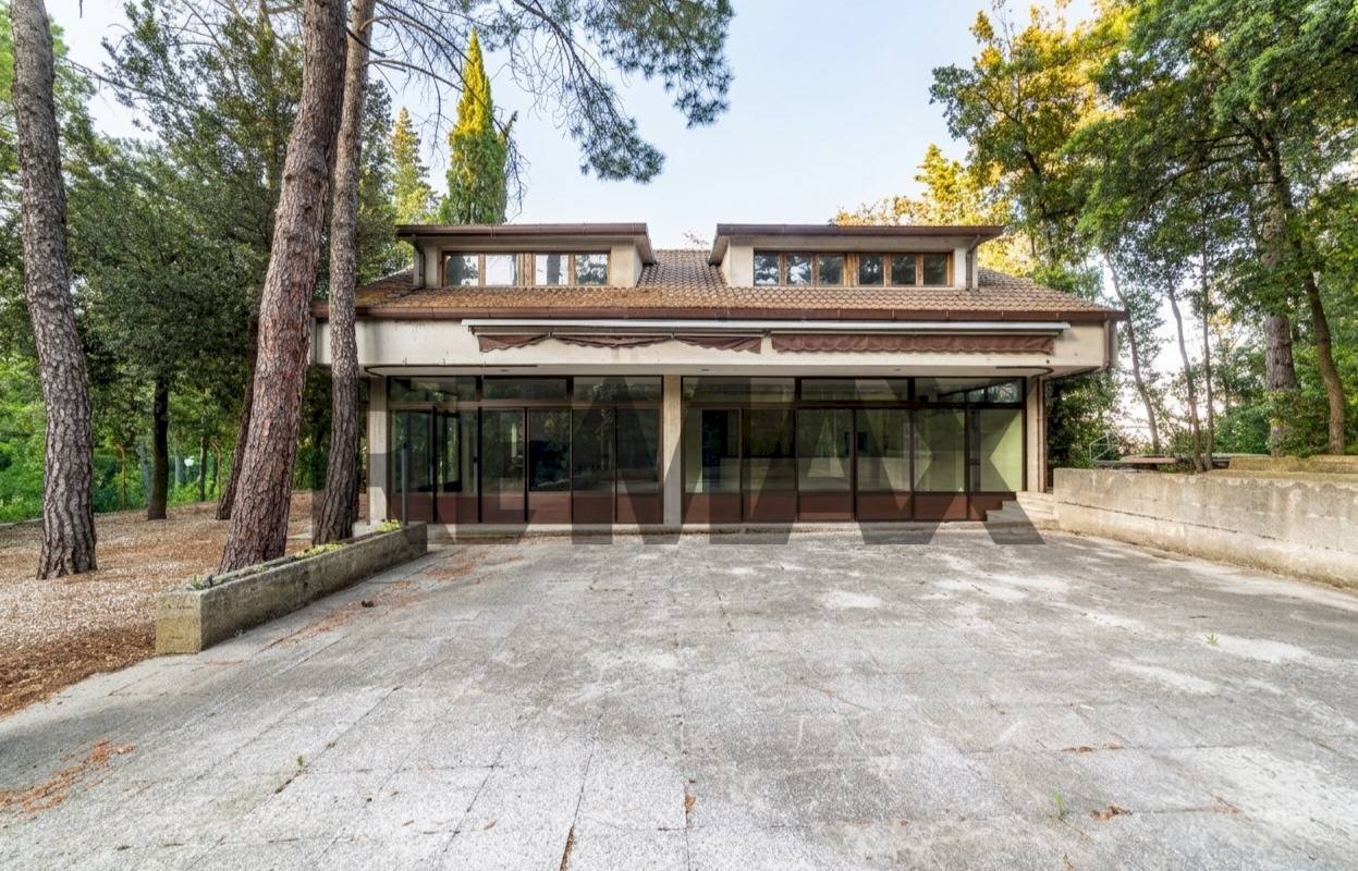 Casa all\'aperto - Commercial Premises Via A. Gramsci
 
31z, Serra San Quirico - photo 3