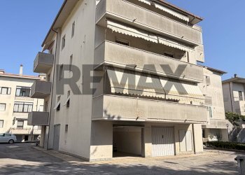 Edificio all\'aperto - Appartamento via dante alighieri
 
20, Montemarciano - foto 39