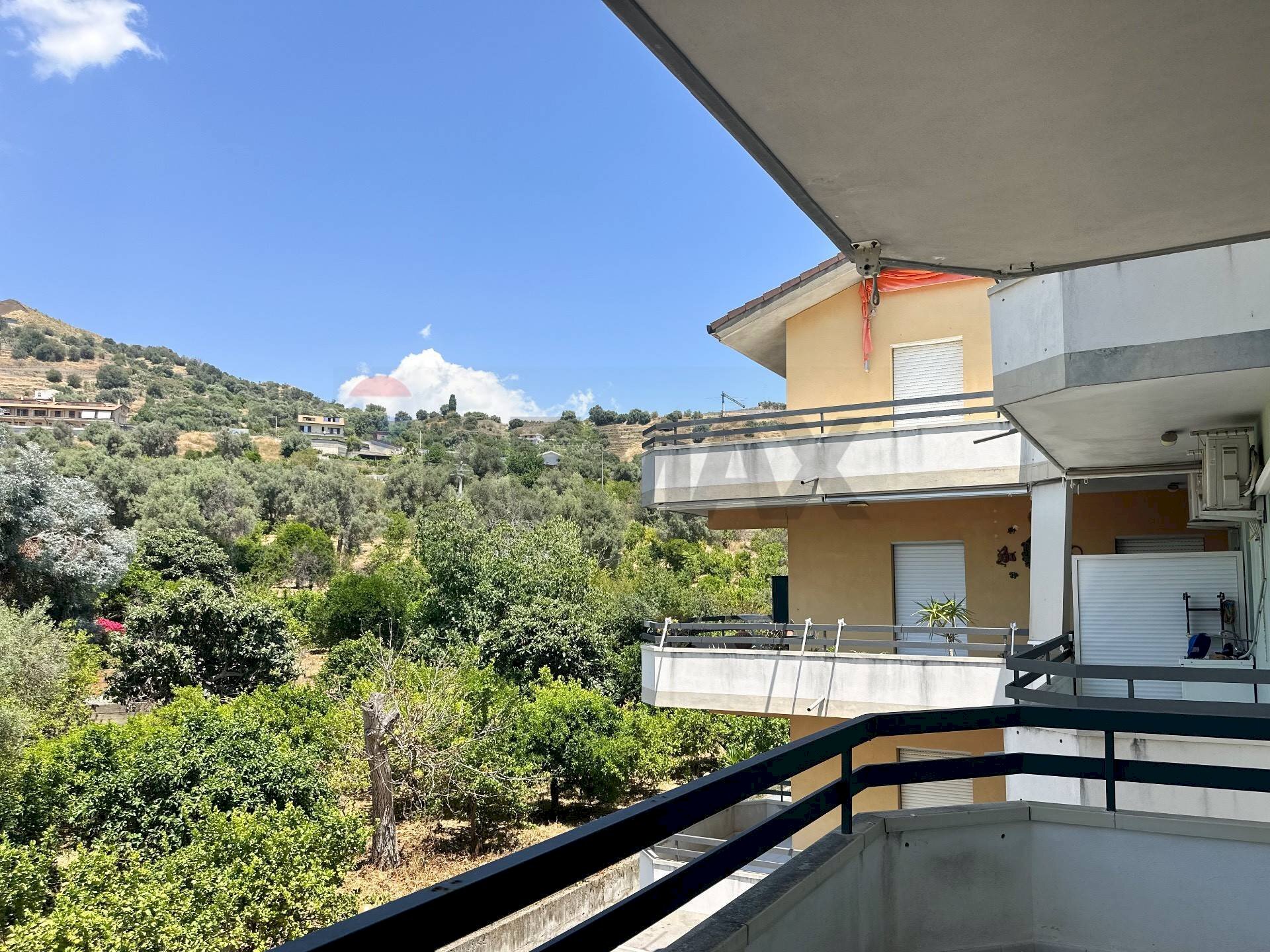 Balcone - Appartamento Via Cesare Battisti
 
271, Furci Siculo - foto 1