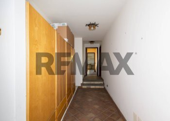 Hall / corridoio - Villa Via della Costituzione
 
14, Trecastagni - photo 14