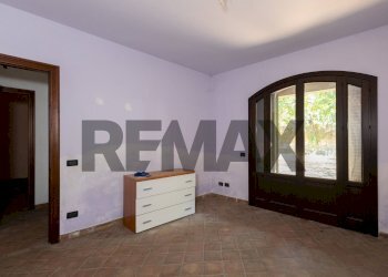 Stanza vuota - Villa Via della Costituzione
 
14, Trecastagni - photo 15