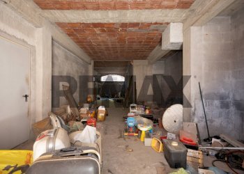 Dispensa di stoccaggio - Villa Via della Costituzione
 
14, Trecastagni - photo 37