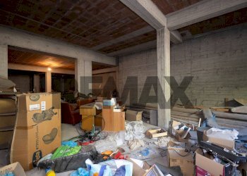 Dispensa di stoccaggio - Villa Via della Costituzione
 
14, Trecastagni - photo 39