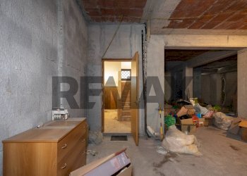 Dispensa di stoccaggio - Villa Via della Costituzione
 
14, Trecastagni - photo 40