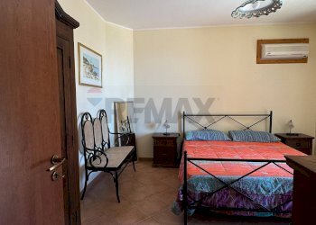 Camera / camera da letto - Appartamento via grotte
 
Snc, Furci Siculo - foto 24