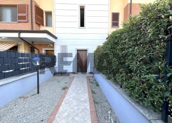Edificio all\'aperto - Two-room apartment Via Carnia
 
5/B, Lainate - photo 18