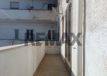 Balcone - Bilocale Via della Repubblica
56, Monte Sant'Angelo - foto 9