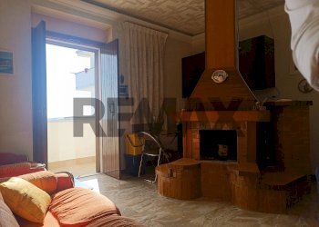 Soggiorno - Bilocale Via della Repubblica
56, Monte Sant'Angelo - foto 13