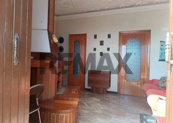 Soggiorno - Bilocale Via della Repubblica
56, Monte Sant'Angelo - foto 16