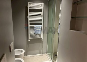 Bagno - Bilocale Via Alessandro Tadino
 
9, Milano - foto 15