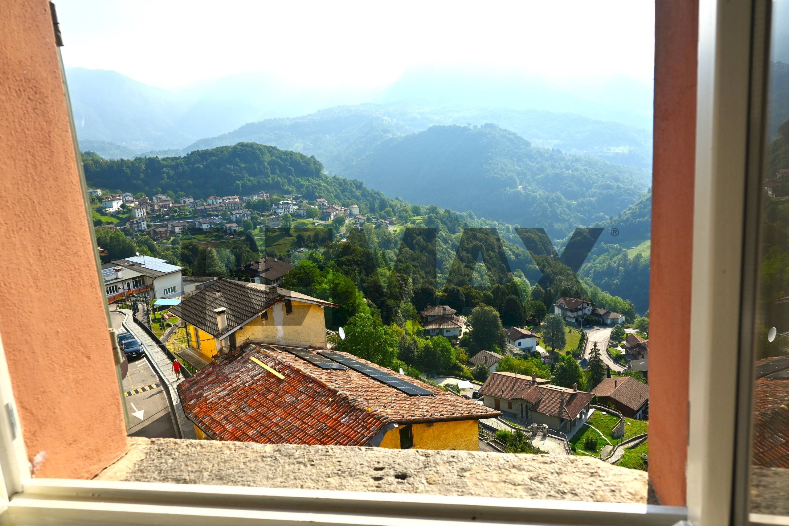 Vista delle montagne - Bilocale VIA CAVALIER DENTELLA
 
28, Bergamo - foto 1