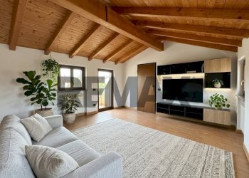Soggiorno - Attic VIA MILANO
 
48, Garlasco - photo 5
