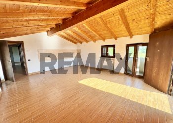 Stanza vuota - Attic VIA MILANO
 
48, Garlasco - photo 7