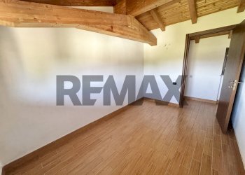 Stanza vuota - Attic VIA MILANO
 
48, Garlasco - photo 9