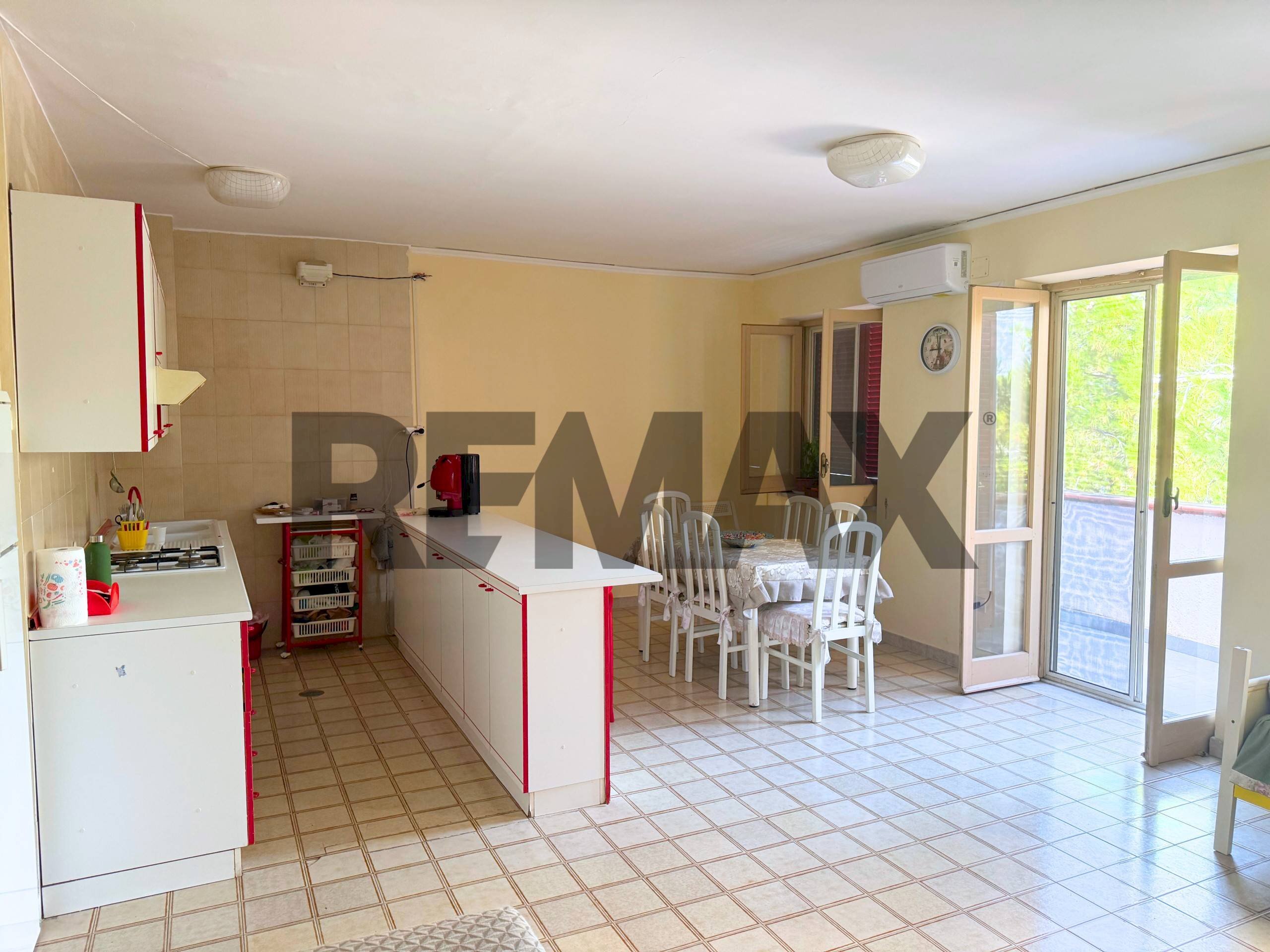 Cucina - Three-room apartment Viale dei Gerani Scalo dei Saraceni
snc, Manfredonia - photo 2