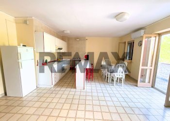 Cucina - Three-room apartment Viale dei Gerani Scalo dei Saraceni
 
snc, Manfredonia - photo 4