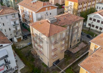 Edificio all\'aperto - Stabile - Palazzo Viale Giuseppe Verdi
 
3, Salsomaggiore Terme - foto 2