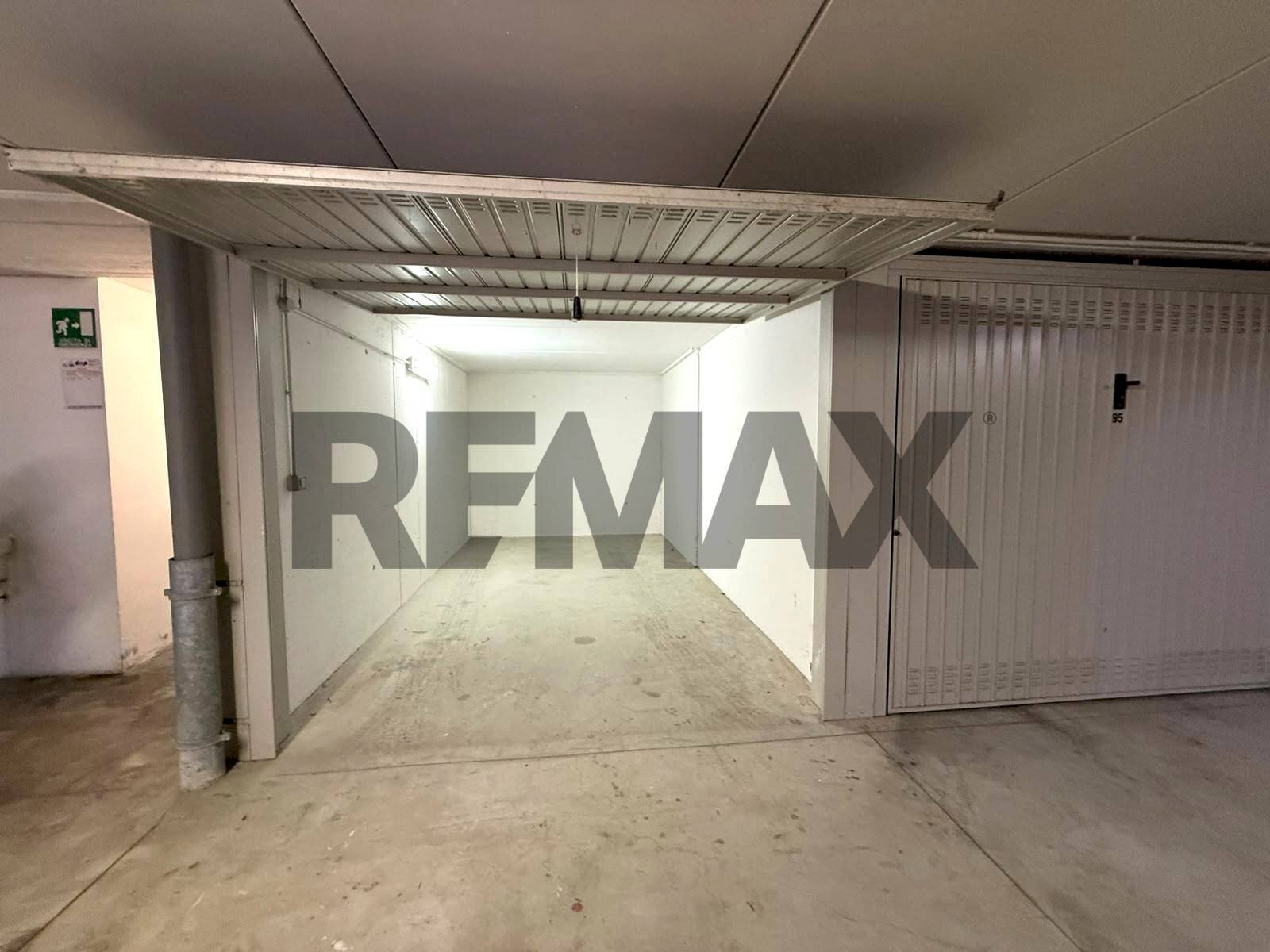 Parcheggio - Box Viale Monza
 
212, Milano - foto 1