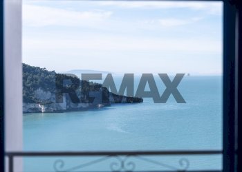 Vista dell\'acqua - Casa indipendente Vico Lungo
 
7, Peschici - foto 12