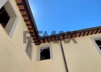 Edificio all\'aperto - Trilocale costa vecchia
 
134, Certaldo - foto 19