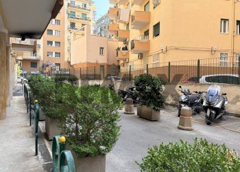 Edificio all\'aperto - Trilocale Via Mario Costa
 
16, Napoli - foto 15