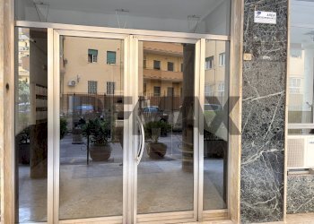 Edificio all\'aperto - Trilocale Via Mario Costa
 
16, Napoli - foto 16