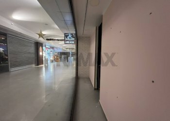 Ricezione / Lobby - Shop Viale Michelangelo
snc, Volla - photo 19