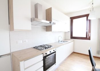 Attic V. Marco Emilio Lepido, Bologna (neighborhood Borgo Panigale) - photo 5