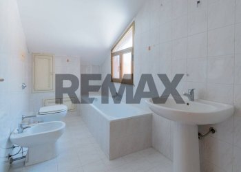 Bagno - Four-room apartment Via Vecchia Di Borgetto
 
23, Partinico - photo 20