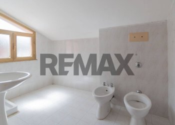 Bagno - Four-room apartment Via Vecchia Di Borgetto
 
23, Partinico - photo 21