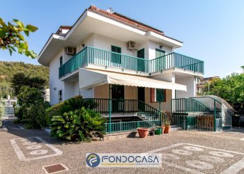 Foto 1 - Villa via Padova
 
28A, Battipaglia - photo 1