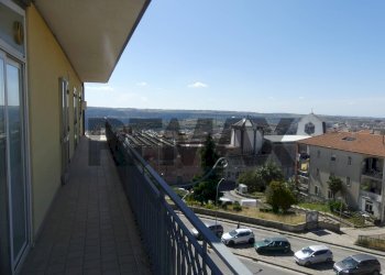 Balcone - Four-room apartment VIA ALCIDE DE GASPERI
 
3, Ragusa - photo 12