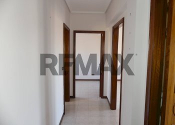 Hall / corridoio - Four-room apartment VIA ALCIDE DE GASPERI
 
3, Ragusa - photo 20