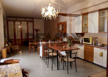 Sala da pranzo - Independent house via carlo pisacane
 
SNC, Vittoria - photo 15