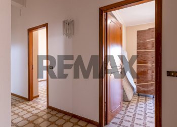 Hall / corridoio - Casa indipendente via Romolo
 
7, Modica - foto 34