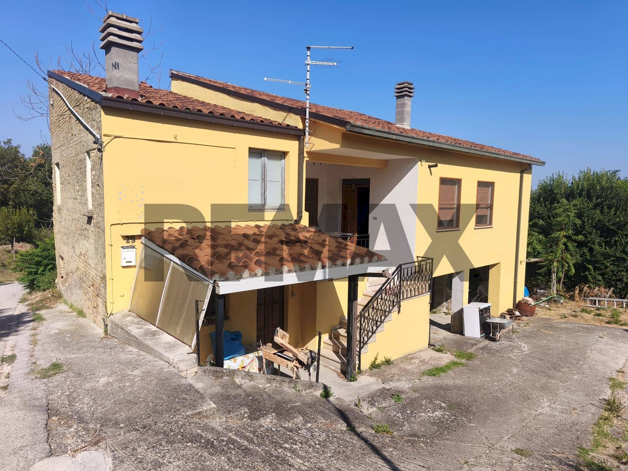 Casa all\'aperto - Casa indipendente C.da San Leonardo
 
29, Bucchianico - foto 1