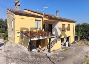Casa all\'aperto - Casa indipendente C.da San Leonardo
 
29, Bucchianico - foto 1