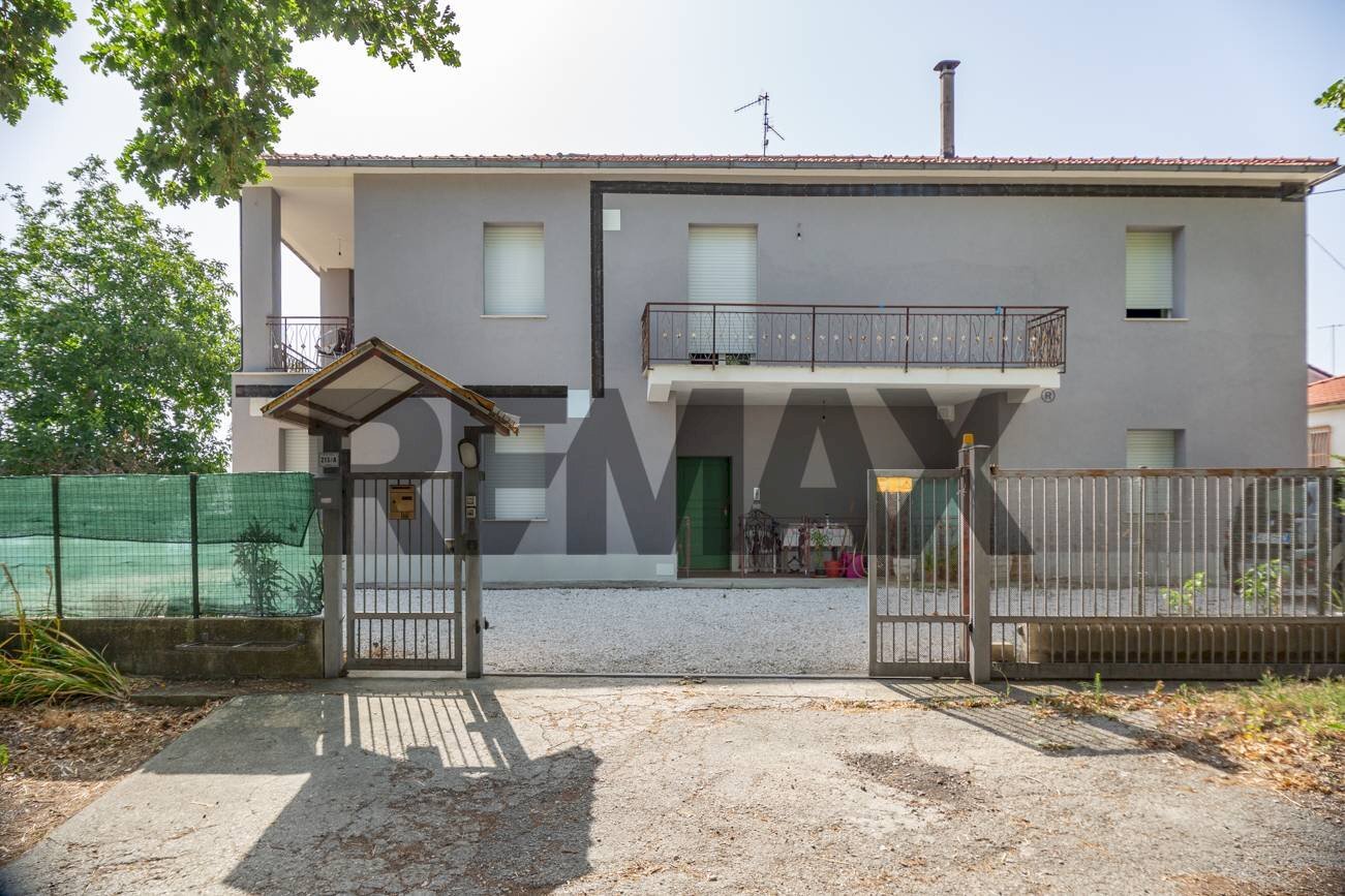 Casa all\'aperto - Casa semi indipendente CONTRADA COSTA DELL'OLMO
 
9, Pianella - foto 1