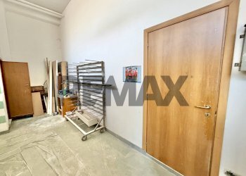 Hall / corridoio - Laboratory Via Platone
6, Marano di Napoli - photo 15