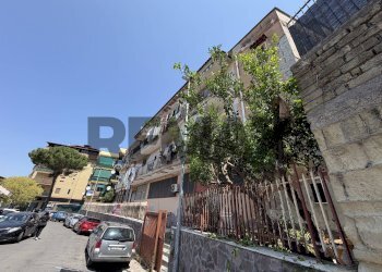 Edificio all\'aperto - Laboratory Via Platone
6, Marano di Napoli - photo 26