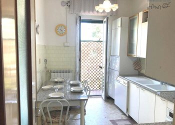 Foto 17 - Three-room apartment Finale Ligure - photo 15