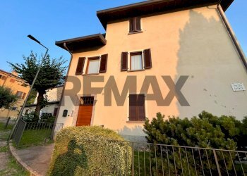 Casa all\'aperto - Bilocale Piazza Casale
 
6, Calolziocorte - foto 27