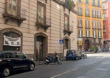 Foto 3 - Negozio Via Sant Anna dei Lombardi
60, Napoli - foto 3