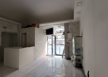Foto 11 - Negozio Via Sant Anna dei Lombardi
60, Napoli - foto 11