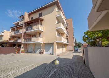 Foto 2 - Villa Bifamiliare VIA LUIGI ANELLI
 
12/1, Pescara - foto 2