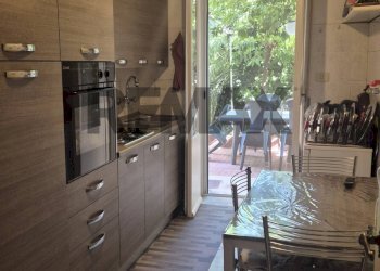 Cucina - Trilocale Via Delle Rose
106, Roma - foto 4
