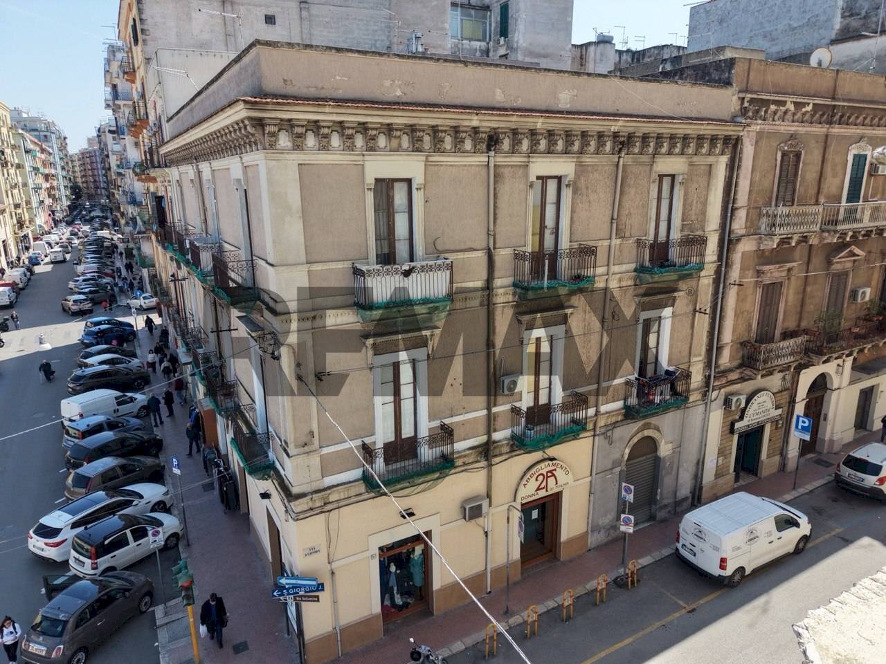 Edificio all\'aperto - Casa indipendente Via Principe Amedeo
282, Taranto - foto 2