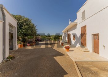 Terrazza - Villa Contrada Laire
 
2, Alberobello - foto 12