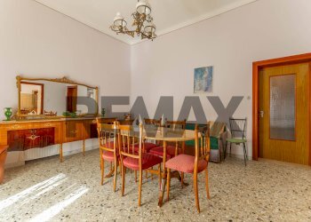 Sala da pranzo - Villa Contrada Laire
 
2, Alberobello - foto 23