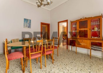Sala da pranzo - Villa Contrada Laire
 
2, Alberobello - foto 24